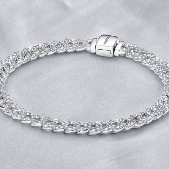 PANDORA TIMELESS PAVE CUBAN CHAIN BRACELET! NEW IN THE BOX! - Picture 16 of 16